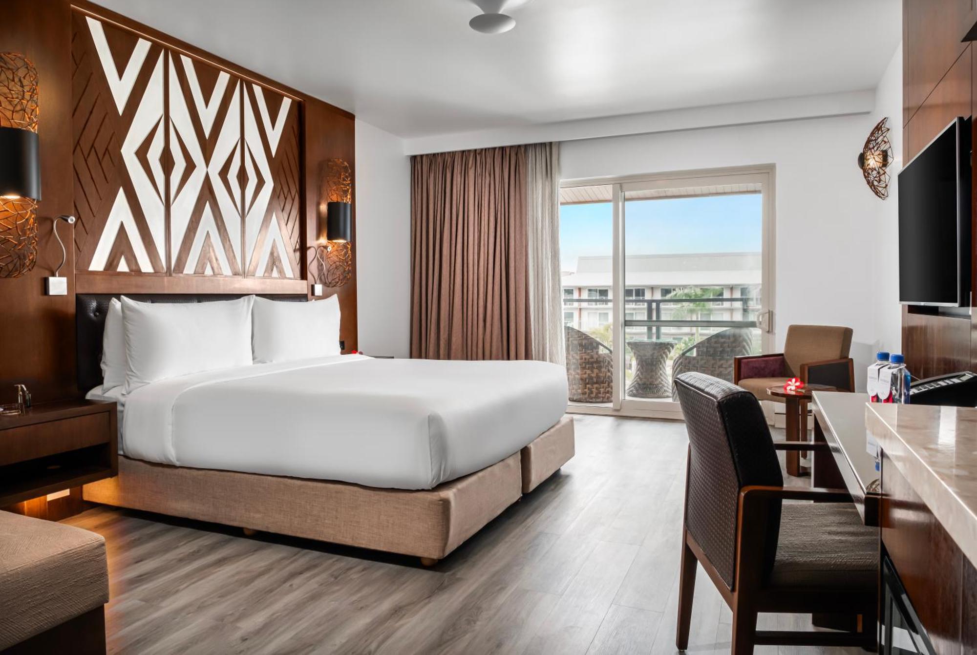 Crowne Plaza Fiji Nadi Bay Resort & Spa, An Ihg Hotel Екстер'єр фото
