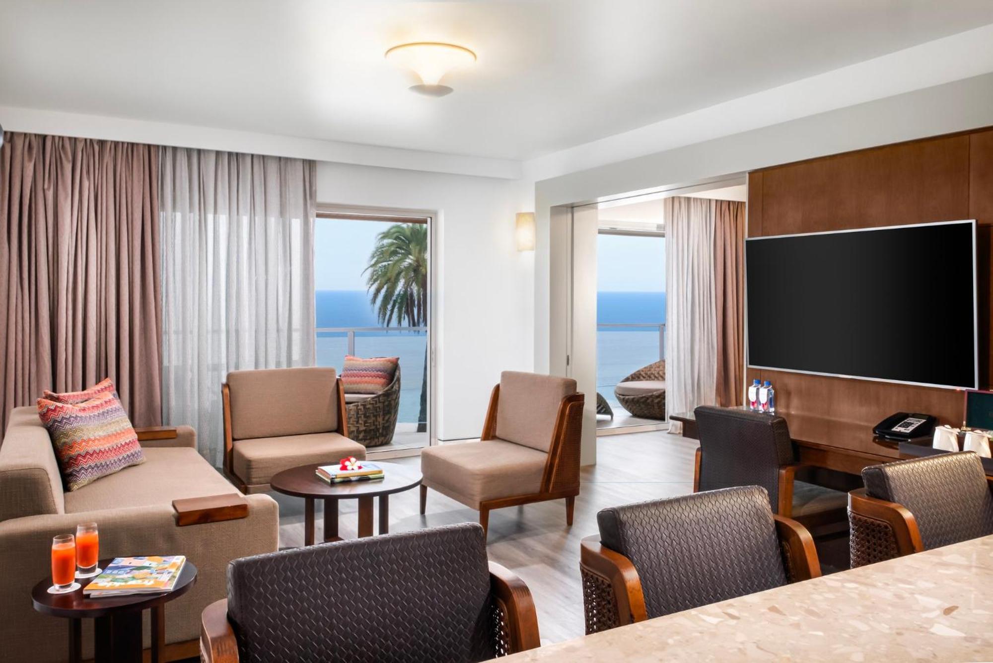 Crowne Plaza Fiji Nadi Bay Resort & Spa, An Ihg Hotel Екстер'єр фото
