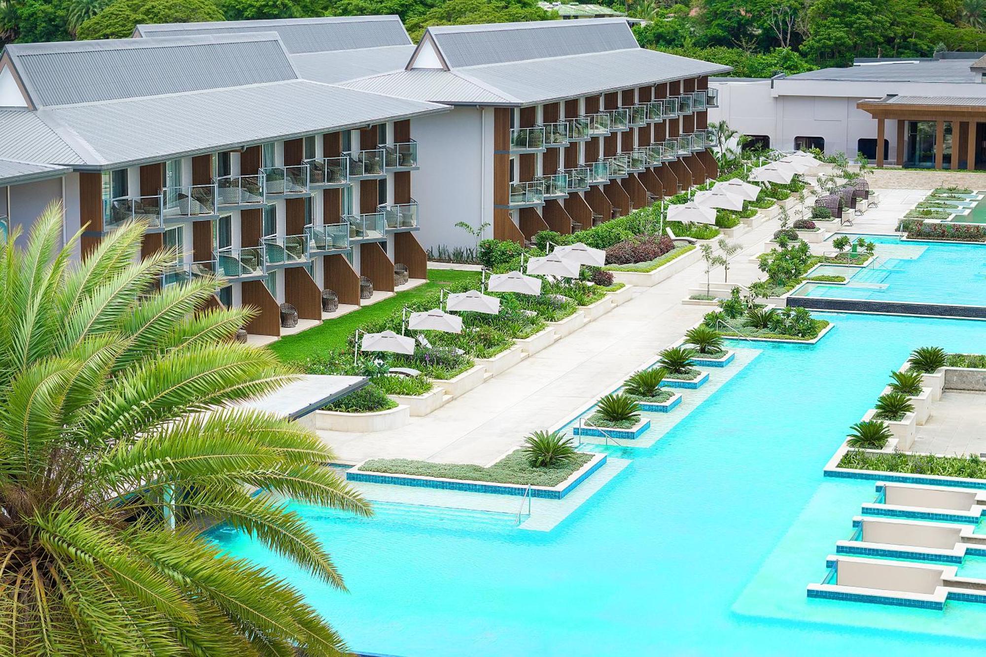 Crowne Plaza Fiji Nadi Bay Resort & Spa, An Ihg Hotel Екстер'єр фото