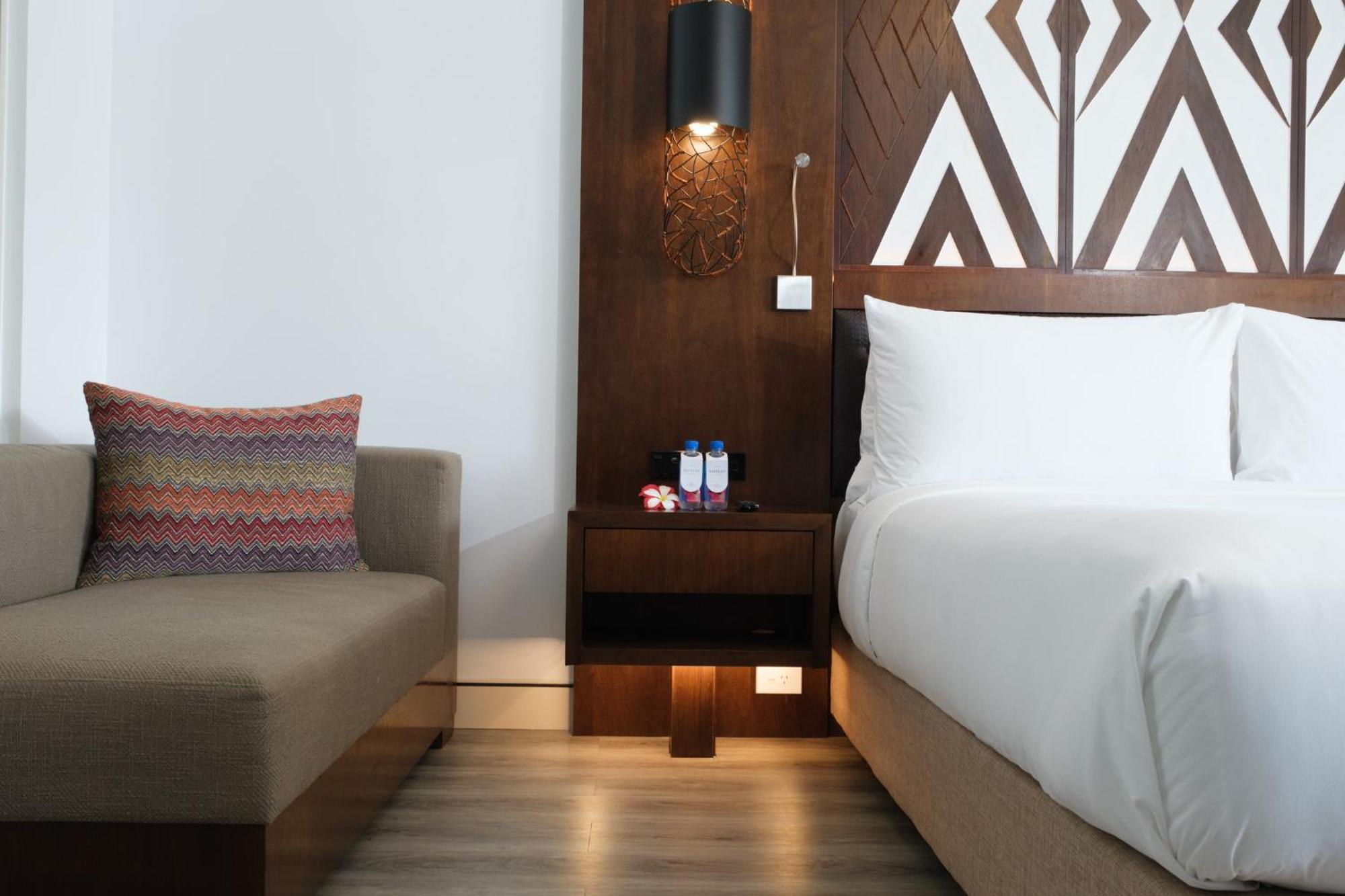 Crowne Plaza Fiji Nadi Bay Resort & Spa, An Ihg Hotel Екстер'єр фото
