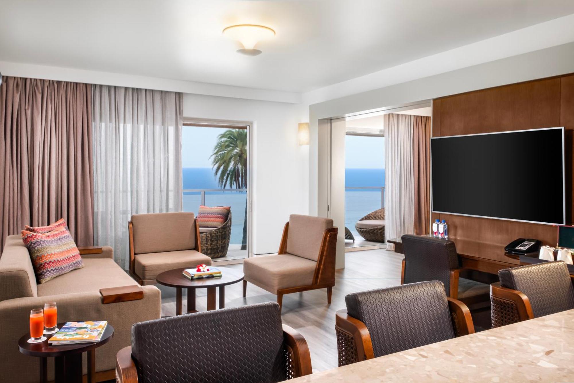 Crowne Plaza Fiji Nadi Bay Resort & Spa, An Ihg Hotel Екстер'єр фото