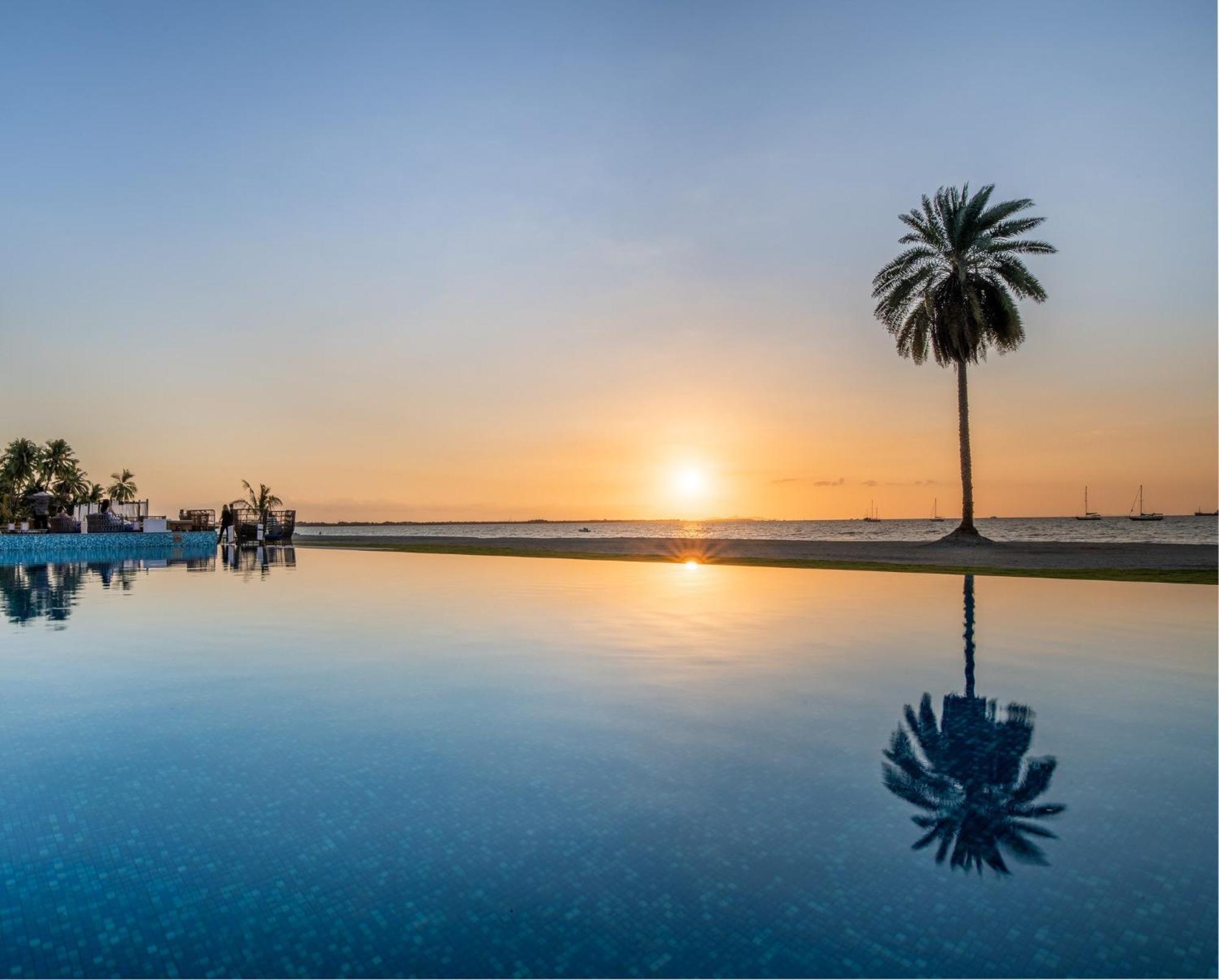 Crowne Plaza Fiji Nadi Bay Resort & Spa, An Ihg Hotel Екстер'єр фото