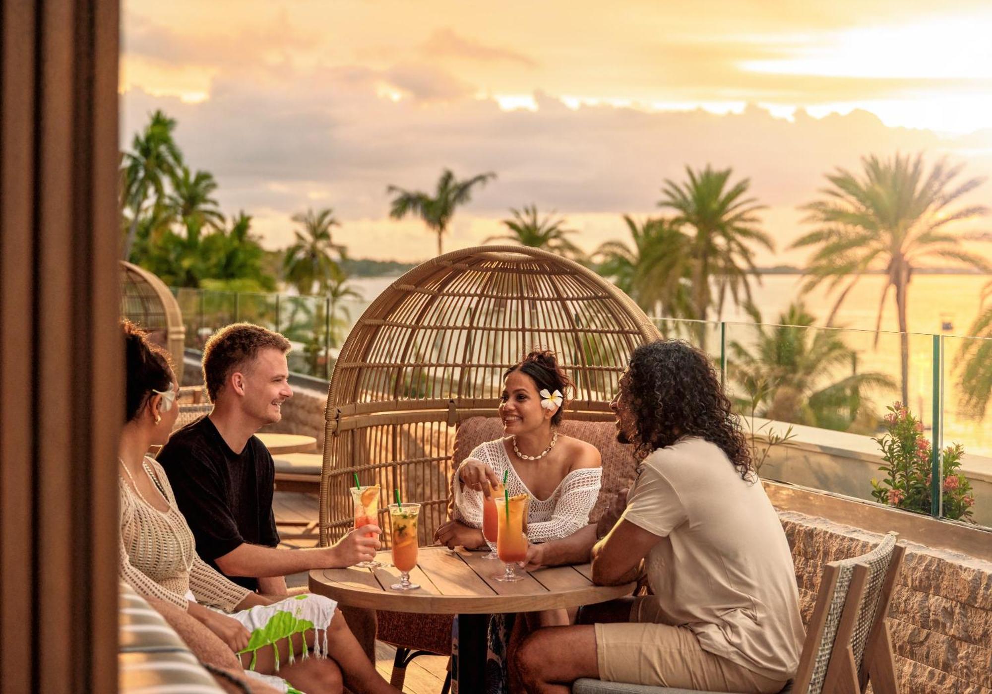 Crowne Plaza Fiji Nadi Bay Resort & Spa, An Ihg Hotel Екстер'єр фото