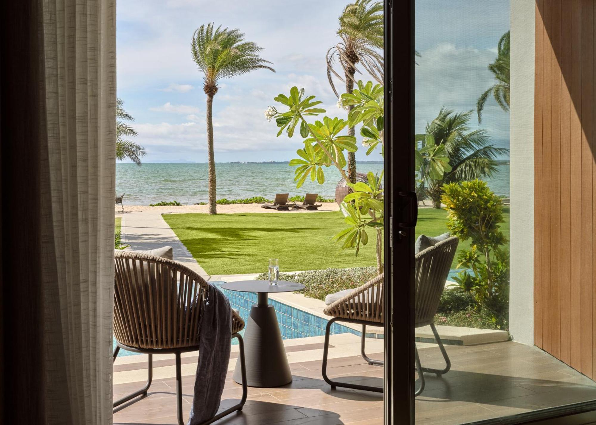 Crowne Plaza Fiji Nadi Bay Resort & Spa, An Ihg Hotel Екстер'єр фото