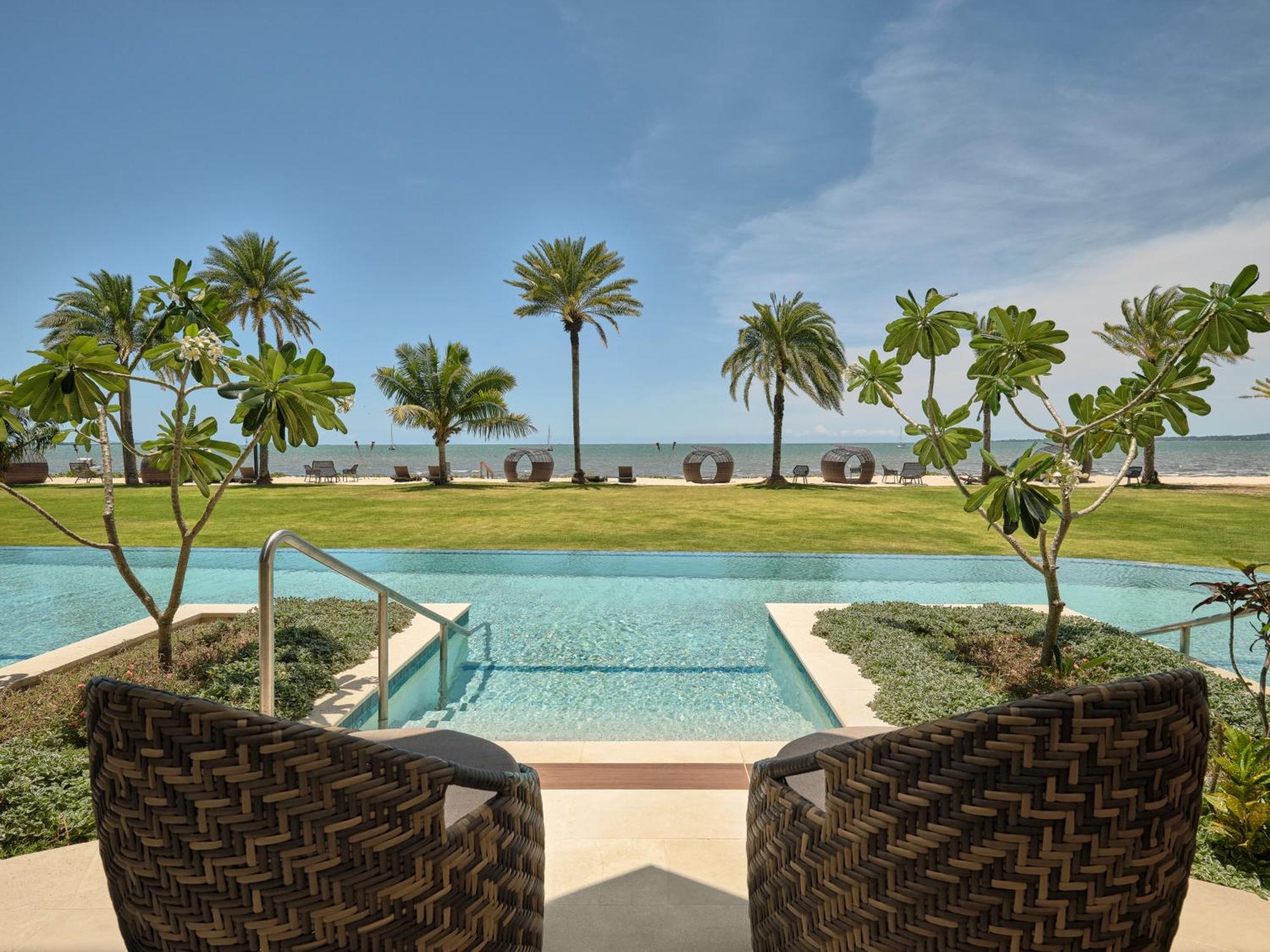 Crowne Plaza Fiji Nadi Bay Resort & Spa, An Ihg Hotel Екстер'єр фото