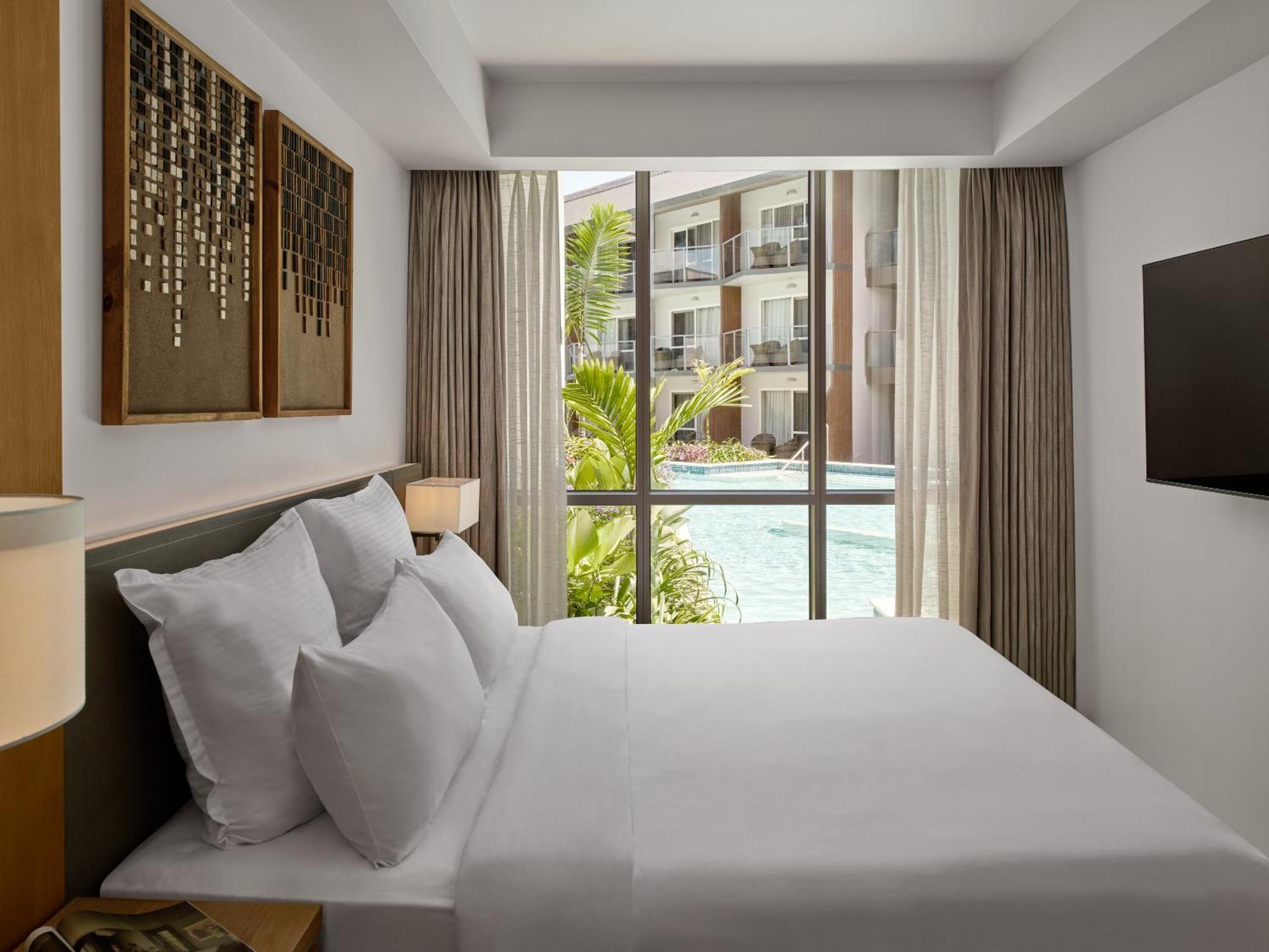 Crowne Plaza Fiji Nadi Bay Resort & Spa, An Ihg Hotel Екстер'єр фото