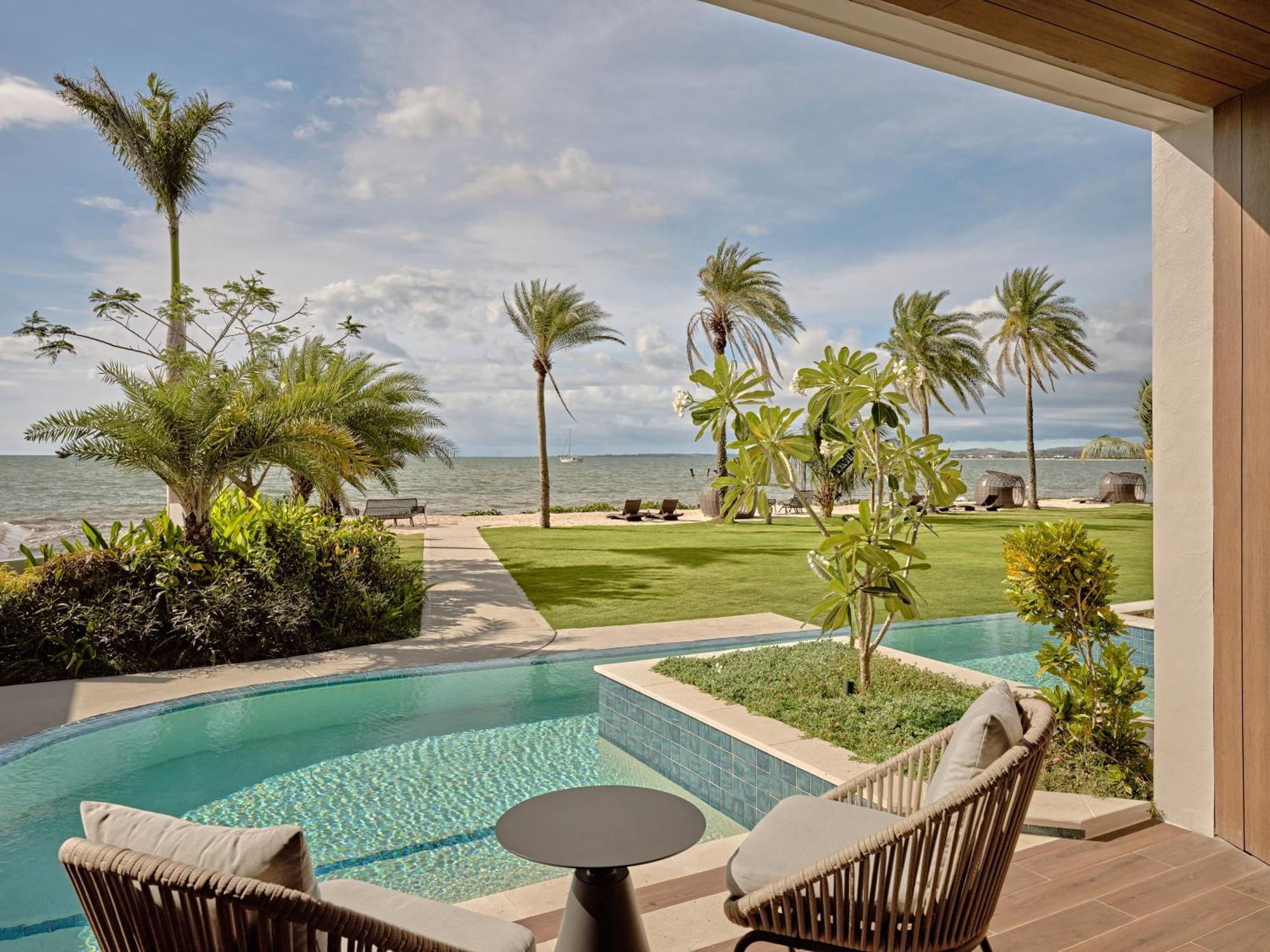 Crowne Plaza Fiji Nadi Bay Resort & Spa, An Ihg Hotel Екстер'єр фото